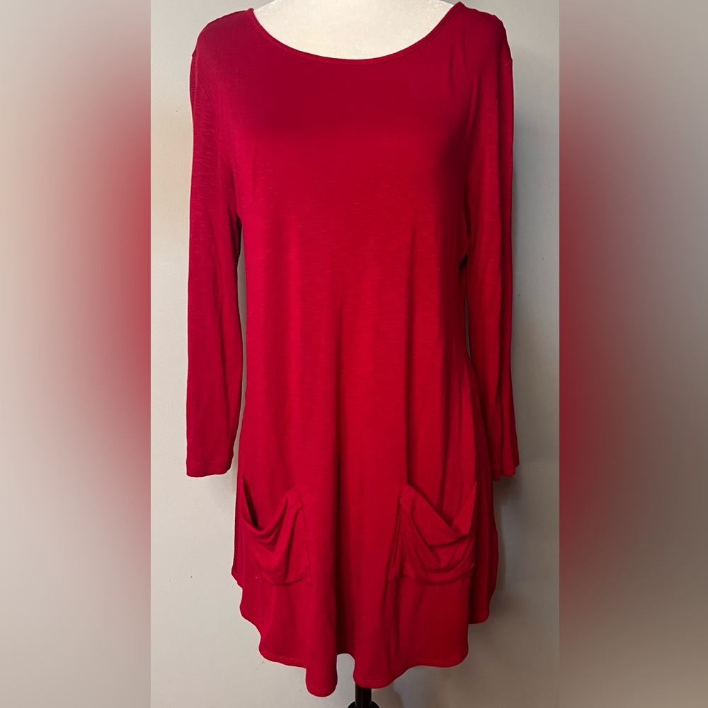 NWOT LOGO Lori Goldstein Pink Stylish Tunic w/ Front Pockets/Buttons At Back !!